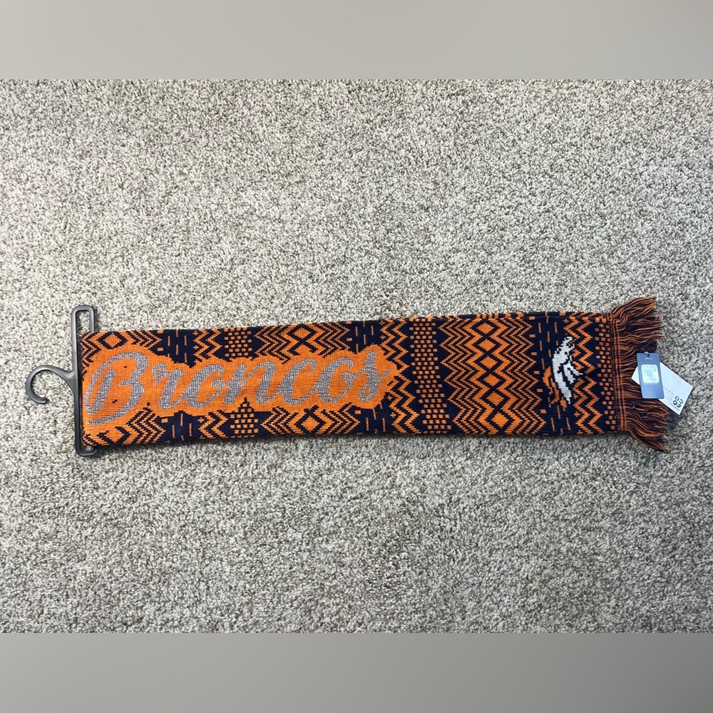 NFL Foco Denver Broncos Scarf - Picture 2 of 6